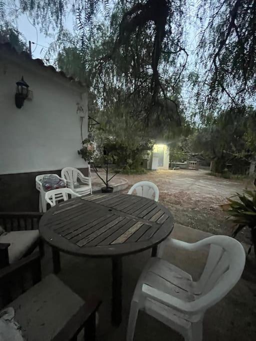 Farmhouse Surrounded By Centenary Olive Trees Olías Εξωτερικό φωτογραφία